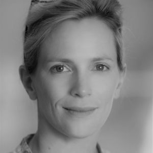 <b>Madame Laurence Drake</b>